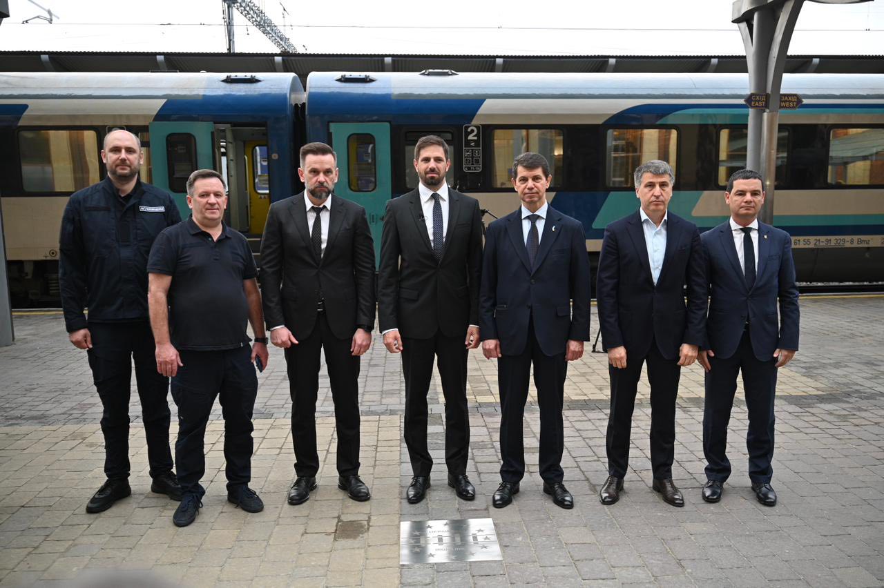 Новозбудованою євроколією у перший свій рейс вирушив потяг сполученням Ужгород – Будапешт – Відень